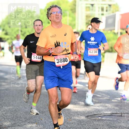 06.09.2026 - CURREX Alsterlauf Dr. Thomas Lammeyer http://msf.ph/oto/10126806 06.09.2026 09:45:59 Laufen 410, 6236, 4785, 5448, 42, 3880 meine-sportfotos.de