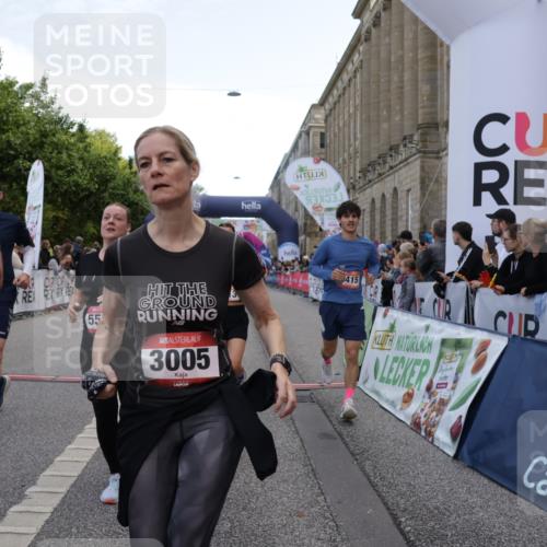 06.09.2026 - CURREX Alsterlauf Yannick Fuchs http://msf.ph/oto/10126817 06.09.2026 10:04:47 Ziel 2074, 2121, 2133, 2203, 2278, 2357, 2583, 2658, 2776, 2957, 3004, 3005, 3101, 3109, 3451, 4181, 4413, 4415, 4516, 4704, 4874, 5275, 5503, 5504, 5566, 5568, 5576, 5767, 8237 meine-sportfotos.de