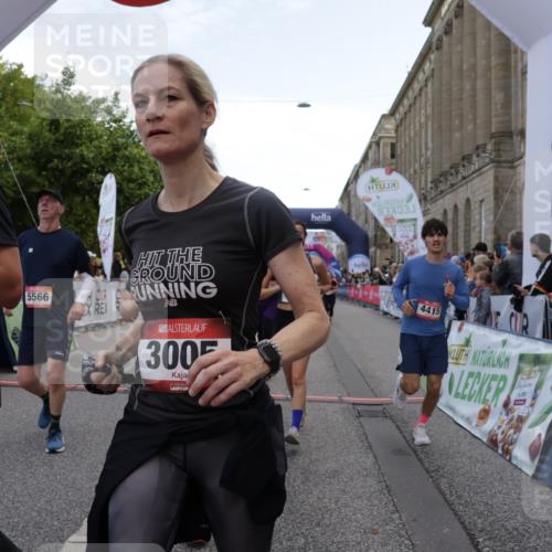 06.09.2026 - CURREX Alsterlauf Yannick Fuchs http://msf.ph/oto/10126821 06.09.2026 10:04:47 Ziel 2074, 2121, 2133, 2203, 2278, 2357, 2583, 2658, 2776, 2957, 3004, 3005, 3101, 3109, 3451, 4181, 4413, 4415, 4516, 4704, 4874, 5275, 5503, 5504, 5566, 5568, 5576, 5767, 8237 meine-sportfotos.de