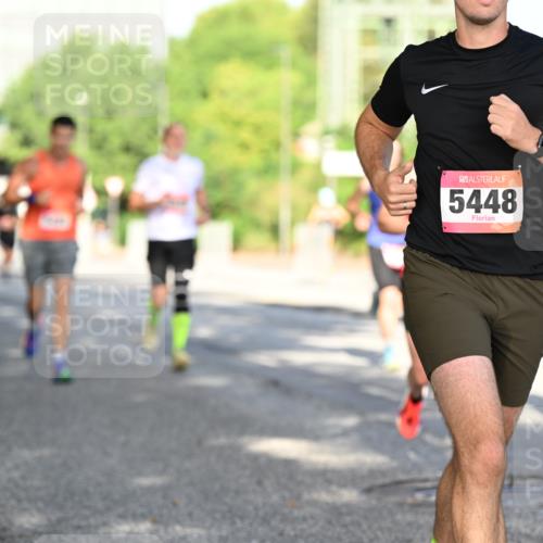 06.09.2026 - CURREX Alsterlauf Dr. Thomas Lammeyer http://msf.ph/oto/10126824 06.09.2026 09:46:01 Laufen 5448 meine-sportfotos.de