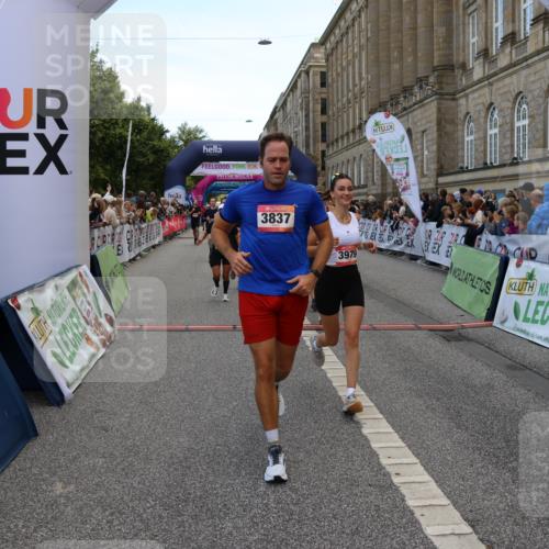 06.09.2026 - CURREX Alsterlauf Strokosch-Dieckow http://msf.ph/oto/10126832 06.09.2026 10:00:43 Ziel 2531, 2698, 3604, 3820, 3837, 3848, 3979, 4084, 4900, 5108, 5240, 5467, 5519, 5724, 5832, 5833, 5930, 6106, 6187, 6257, 6397, 6480, 8068, 8140 meine-sportfotos.de