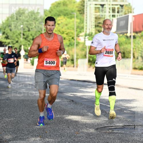 06.09.2026 - CURREX Alsterlauf Dr. Thomas Lammeyer http://msf.ph/oto/10126842 06.09.2026 09:46:03 Laufen 5400, 2655 meine-sportfotos.de