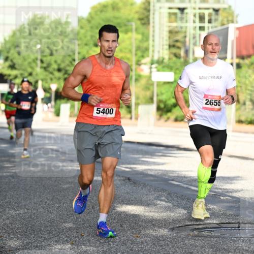 06.09.2026 - CURREX Alsterlauf Dr. Thomas Lammeyer http://msf.ph/oto/10126847 06.09.2026 09:46:03 Laufen 5400, 2655 meine-sportfotos.de