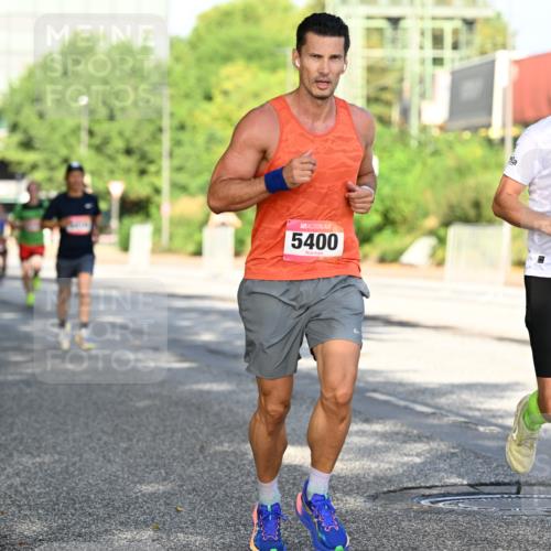 06.09.2026 - CURREX Alsterlauf Dr. Thomas Lammeyer http://msf.ph/oto/10126852 06.09.2026 09:46:04 Laufen 5400, 2655 meine-sportfotos.de