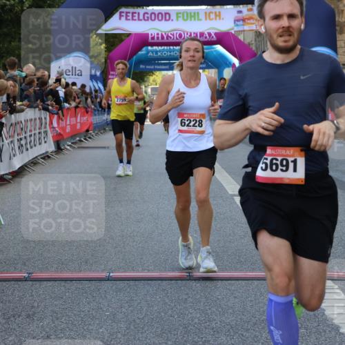 06.09.2026 - CURREX Alsterlauf Strokosch-Dieckow http://msf.ph/oto/10126863 06.09.2026 09:47:52 Ziel 2759, 4145, 5020, 5704, 5845, 6228, 6262 meine-sportfotos.de