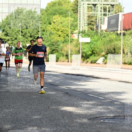 06.09.2026 - CURREX Alsterlauf Dr. Thomas Lammeyer http://msf.ph/oto/10126868 06.09.2026 09:46:05 Laufen 6041, 5410 meine-sportfotos.de