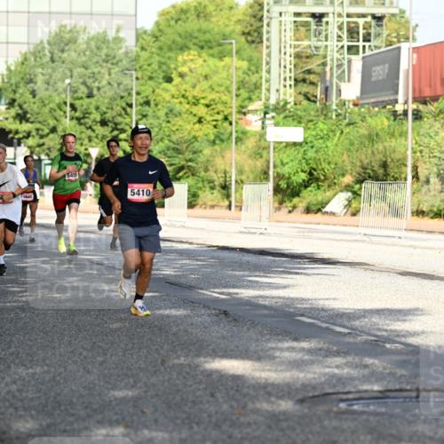 06.09.2026 - CURREX Alsterlauf Dr. Thomas Lammeyer http://msf.ph/oto/10126869 06.09.2026 09:46:05 Laufen 6415, 3845, 5450, 5410 meine-sportfotos.de