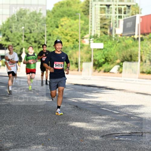 06.09.2026 - CURREX Alsterlauf Dr. Thomas Lammeyer http://msf.ph/oto/10126874 06.09.2026 09:46:06 Laufen 5410 meine-sportfotos.de