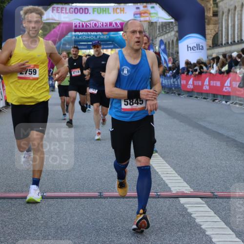 06.09.2026 - CURREX Alsterlauf Strokosch-Dieckow http://msf.ph/oto/10126907 06.09.2026 09:47:56 Ziel 2114, 2759, 4145, 4718, 4743, 5020, 5076, 5219, 5704, 5845, 6228, 6262 meine-sportfotos.de