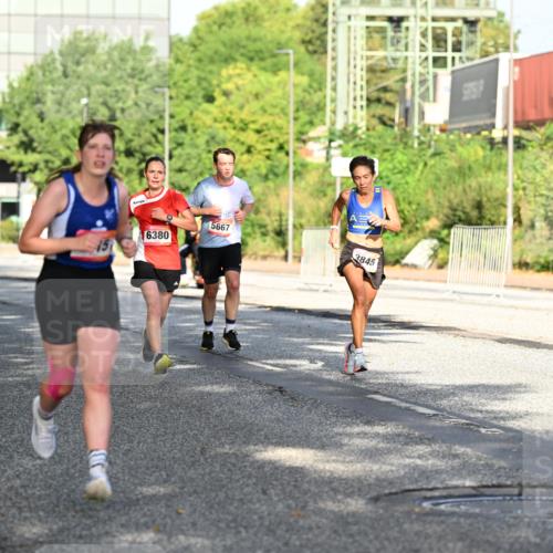 06.09.2026 - CURREX Alsterlauf Dr. Thomas Lammeyer http://msf.ph/oto/10126913 06.09.2026 09:46:11 Laufen 8073, 6380, 5667, 3845 meine-sportfotos.de
