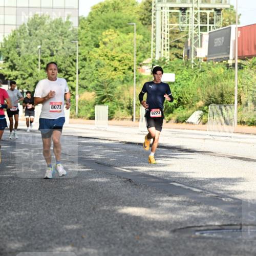 06.09.2026 - CURREX Alsterlauf Dr. Thomas Lammeyer http://msf.ph/oto/10126947 06.09.2026 09:46:15 Laufen 3113, 1377, 6181, 8073, 8223 meine-sportfotos.de