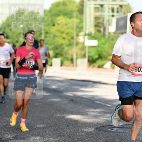 06.09.2026 - CURREX Alsterlauf Dr. Thomas Lammeyer http://msf.ph/oto/10126975 06.09.2026 09:46:18 Laufen 073 meine-sportfotos.de