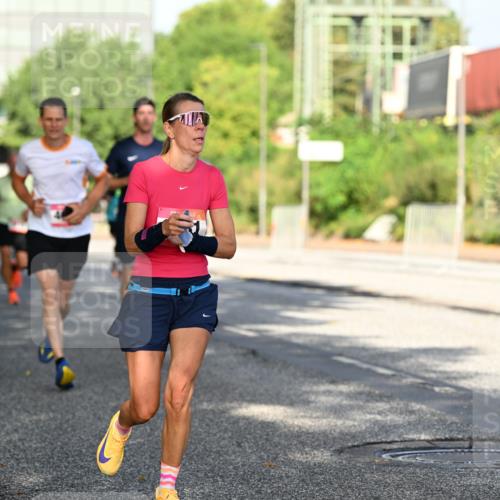06.09.2026 - CURREX Alsterlauf Dr. Thomas Lammeyer http://msf.ph/oto/10126981 06.09.2026 09:46:18 Laufen  meine-sportfotos.de