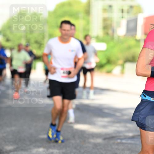 06.09.2026 - CURREX Alsterlauf Dr. Thomas Lammeyer http://msf.ph/oto/10126990 06.09.2026 09:46:20 Laufen 6181 meine-sportfotos.de