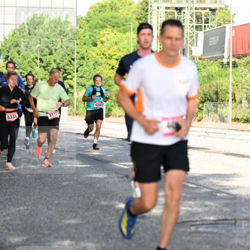 06.09.2026 - CURREX Alsterlauf Dr. Thomas Lammeyer http://msf.ph/oto/10126994 06.09.2026 09:46:20 Laufen 104, 6035, 8234, 5331, 3113, 4249 meine-sportfotos.de