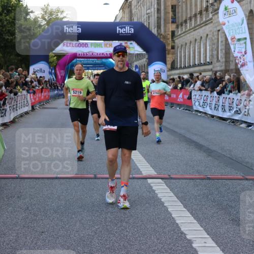 06.09.2026 - CURREX Alsterlauf Strokosch-Dieckow http://msf.ph/oto/10126995 06.09.2026 09:47:59 Ziel 2114, 2463, 2759, 4145, 4718, 4743, 5020, 5076, 5219, 5845, 5932, 6228 meine-sportfotos.de