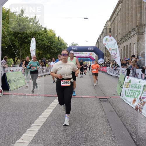 06.09.2026 - CURREX Alsterlauf Yannick Fuchs http://msf.ph/oto/10127012 06.09.2026 10:04:54 Ziel 2095, 2133, 2278, 2343, 2512, 2776, 3109, 3412, 3452, 4413, 4415, 4593, 4704, 4892, 5022, 5568, 6282, 8242 meine-sportfotos.de