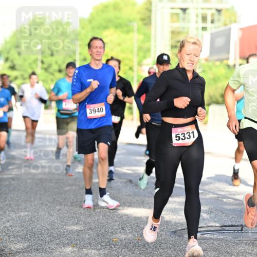 06.09.2026 - CURREX Alsterlauf Dr. Thomas Lammeyer http://msf.ph/oto/10127029 06.09.2026 09:46:23 Laufen 3940, 5331, 3113 meine-sportfotos.de