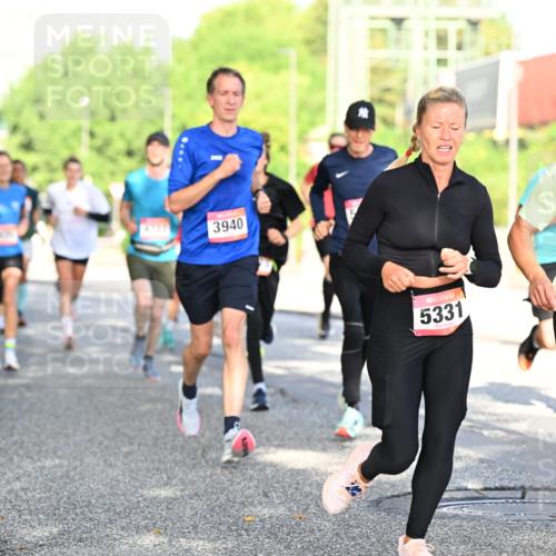 06.09.2026 - CURREX Alsterlauf Dr. Thomas Lammeyer http://msf.ph/oto/10127030 06.09.2026 09:46:23 Laufen 3940, 5331, 3113 meine-sportfotos.de