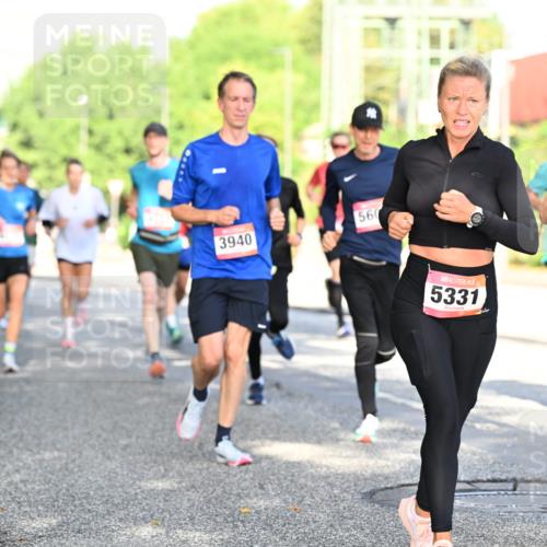 06.09.2026 - CURREX Alsterlauf Dr. Thomas Lammeyer http://msf.ph/oto/10127031 06.09.2026 09:46:24 Laufen 3940, 560, 5331, 3113 meine-sportfotos.de