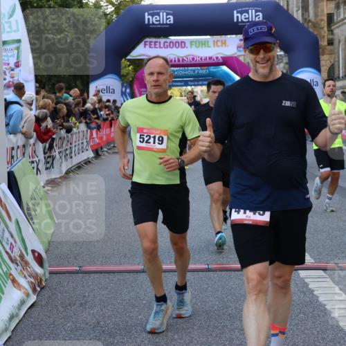 06.09.2026 - CURREX Alsterlauf Strokosch-Dieckow http://msf.ph/oto/10127044 06.09.2026 09:48:00 Ziel 2114, 2463, 2759, 3665, 4145, 4718, 4743, 5020, 5076, 5219, 5845, 5932 meine-sportfotos.de