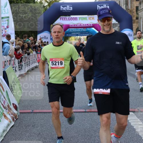 06.09.2026 - CURREX Alsterlauf Strokosch-Dieckow http://msf.ph/oto/10127068 06.09.2026 09:48:01 Ziel 2114, 2463, 2759, 3665, 4145, 4718, 4743, 5020, 5076, 5219, 5845, 5932, 6009 meine-sportfotos.de