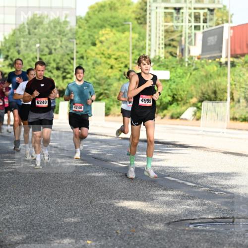06.09.2026 - CURREX Alsterlauf Dr. Thomas Lammeyer http://msf.ph/oto/10127075 06.09.2026 09:46:30 Laufen 4275, 6240, 4240, 4999 meine-sportfotos.de