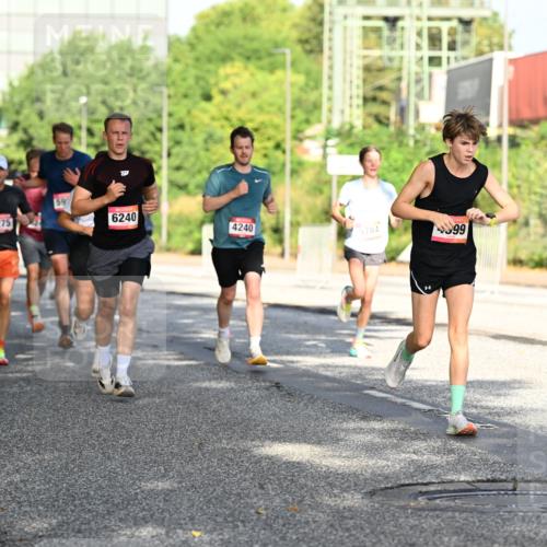 06.09.2026 - CURREX Alsterlauf Dr. Thomas Lammeyer http://msf.ph/oto/10127081 06.09.2026 09:46:31 Laufen 4275, 59, 6240, 4240, 5784, 99 meine-sportfotos.de
