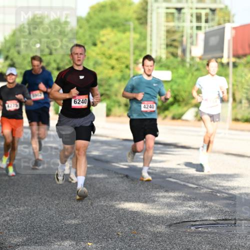 06.09.2026 - CURREX Alsterlauf Dr. Thomas Lammeyer http://msf.ph/oto/10127092 06.09.2026 09:46:32 Laufen 6240, 4240, 4999 meine-sportfotos.de