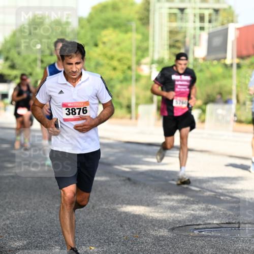 06.09.2026 - CURREX Alsterlauf Dr. Thomas Lammeyer http://msf.ph/oto/10127141 06.09.2026 09:46:37 Laufen 3876, 5760 meine-sportfotos.de
