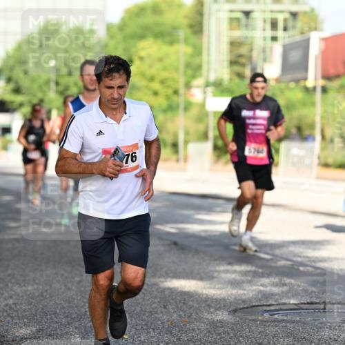 06.09.2026 - CURREX Alsterlauf Dr. Thomas Lammeyer http://msf.ph/oto/10127142 06.09.2026 09:46:37 Laufen 76, 5760 meine-sportfotos.de