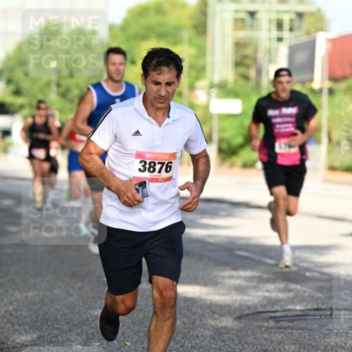 06.09.2026 - CURREX Alsterlauf Dr. Thomas Lammeyer http://msf.ph/oto/10127145 06.09.2026 09:46:37 Laufen 3876 meine-sportfotos.de