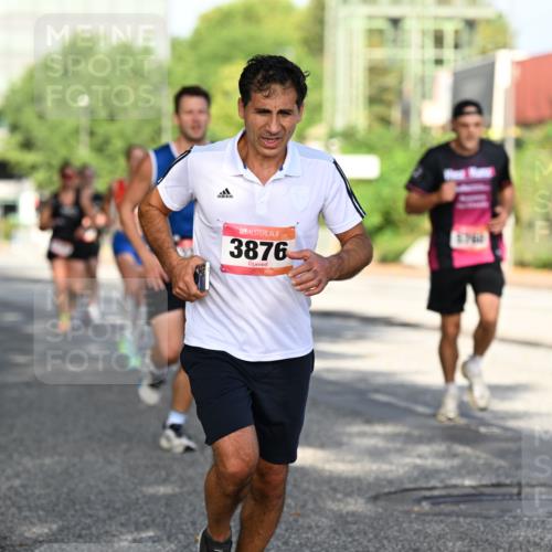 06.09.2026 - CURREX Alsterlauf Dr. Thomas Lammeyer http://msf.ph/oto/10127147 06.09.2026 09:46:37 Laufen 3876 meine-sportfotos.de