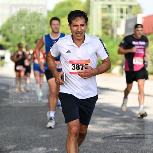 06.09.2026 - CURREX Alsterlauf Dr. Thomas Lammeyer http://msf.ph/oto/10127149 06.09.2026 09:46:38 Laufen 3870 meine-sportfotos.de