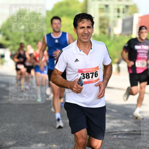 06.09.2026 - CURREX Alsterlauf Dr. Thomas Lammeyer http://msf.ph/oto/10127150 06.09.2026 09:46:38 Laufen 3876 meine-sportfotos.de