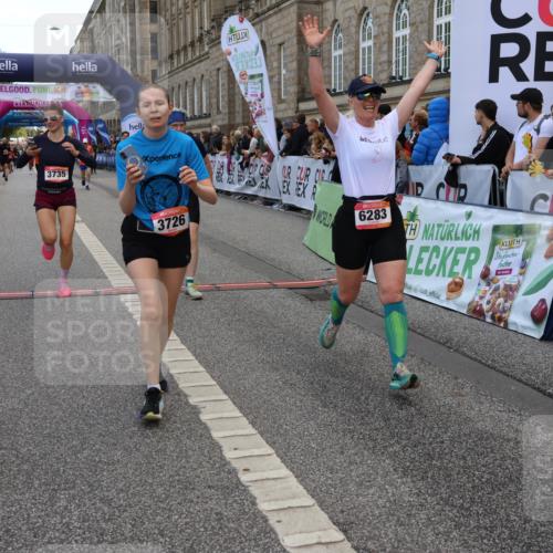 06.09.2026 - CURREX Alsterlauf Strokosch-Dieckow http://msf.ph/oto/10127154 06.09.2026 10:00:57 Ziel 2251, 2849, 2895, 3274, 3634, 3635, 3726, 3727, 3735, 4414, 4914, 5077, 5145, 5387, 5460, 5577, 6283, 6356, 8207, 8293 meine-sportfotos.de