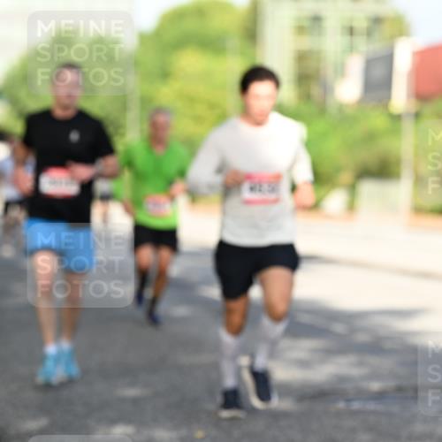 06.09.2026 - CURREX Alsterlauf Dr. Thomas Lammeyer http://msf.ph/oto/10127219 06.09.2026 09:46:45 Laufen  meine-sportfotos.de