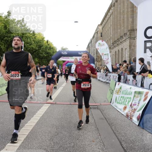 06.09.2026 - CURREX Alsterlauf Yannick Fuchs http://msf.ph/oto/10127231 06.09.2026 10:04:59 Ziel 2095, 2343, 2512, 3317, 3412, 3452, 3793, 3853, 3854, 3968, 4549, 4593, 4704, 4892, 5022, 5329, 5765, 6179, 6282, 8242, 8298 meine-sportfotos.de