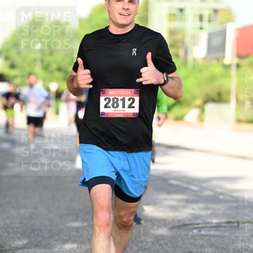 06.09.2026 - CURREX Alsterlauf Dr. Thomas Lammeyer http://msf.ph/oto/10127233 06.09.2026 09:46:47 Laufen 2812 meine-sportfotos.de