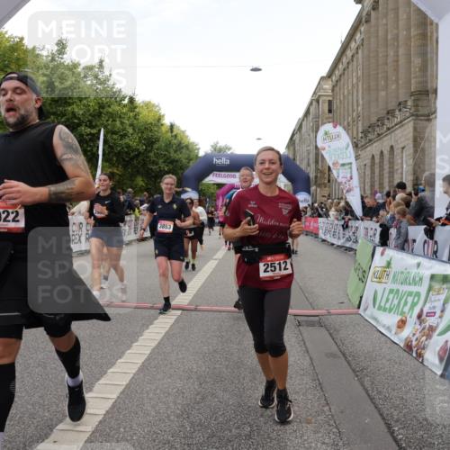 06.09.2026 - CURREX Alsterlauf Yannick Fuchs http://msf.ph/oto/10127248 06.09.2026 10:05:00 Ziel 2095, 2343, 2512, 2709, 3317, 3412, 3452, 3793, 3853, 3854, 3968, 4549, 4593, 4892, 5022, 5329, 5765, 6179, 6282, 8242, 8298 meine-sportfotos.de