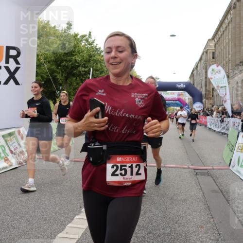 06.09.2026 - CURREX Alsterlauf Yannick Fuchs http://msf.ph/oto/10127271 06.09.2026 10:05:01 Ziel 2095, 2343, 2512, 2709, 3317, 3412, 3452, 3793, 3853, 3854, 3968, 4549, 4593, 4892, 5022, 5329, 5765, 6179, 6253, 6282, 8242, 8298 meine-sportfotos.de