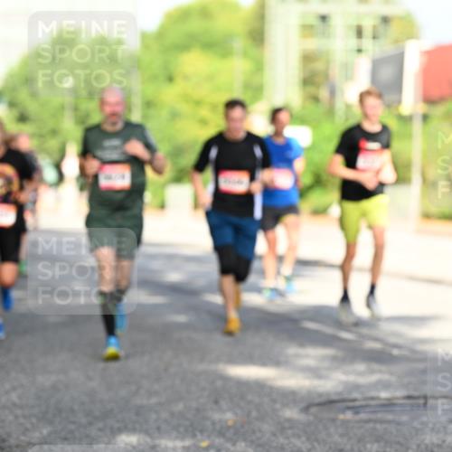 06.09.2026 - CURREX Alsterlauf Dr. Thomas Lammeyer http://msf.ph/oto/10127303 06.09.2026 09:46:53 Laufen  meine-sportfotos.de