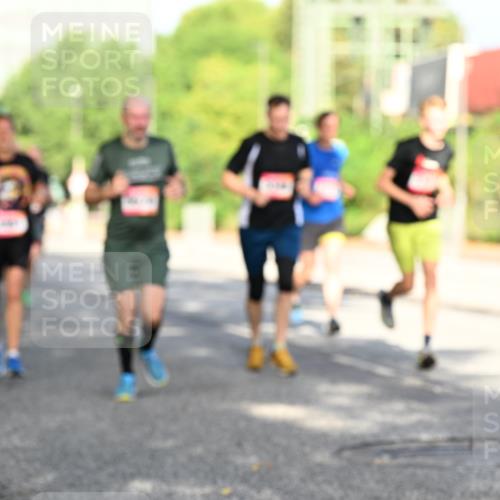 06.09.2026 - CURREX Alsterlauf Dr. Thomas Lammeyer http://msf.ph/oto/10127305 06.09.2026 09:46:53 Laufen  meine-sportfotos.de