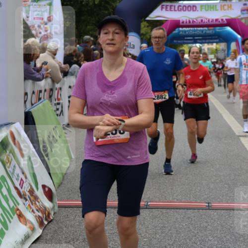 06.09.2026 - CURREX Alsterlauf Strokosch-Dieckow http://msf.ph/oto/10127306 06.09.2026 10:01:09 Ziel 2307, 2882, 3312, 3941, 4120, 4418, 4533, 4628, 4914, 5092, 5145, 5317, 5387, 5785, 6250, 6353, 6356, 6384, 8120, 8215 meine-sportfotos.de