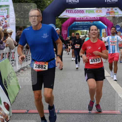 06.09.2026 - CURREX Alsterlauf Strokosch-Dieckow http://msf.ph/oto/10127337 06.09.2026 10:01:10 Ziel 2307, 2369, 2370, 2882, 3312, 3941, 4120, 4418, 4533, 4628, 5092, 5317, 5785, 6231, 6250, 6353, 6384, 6386, 8120, 8215 meine-sportfotos.de