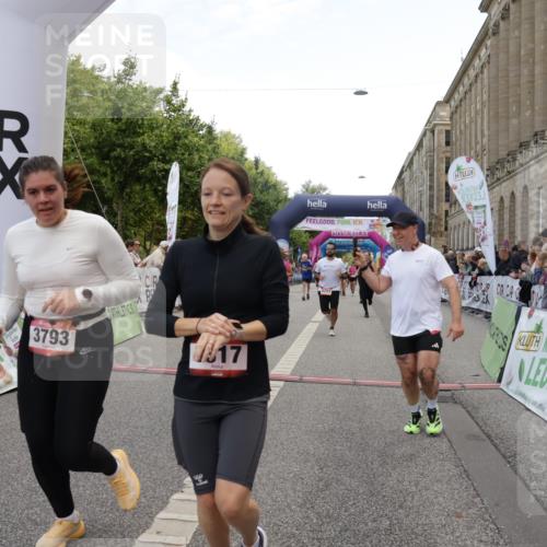 06.09.2026 - CURREX Alsterlauf Yannick Fuchs http://msf.ph/oto/10127361 06.09.2026 10:05:04 Ziel 2343, 2512, 2709, 3317, 3412, 3793, 3853, 3854, 3968, 4549, 5022, 5329, 5765, 6179, 6209, 6251, 6253, 8064, 8099, 8298 meine-sportfotos.de
