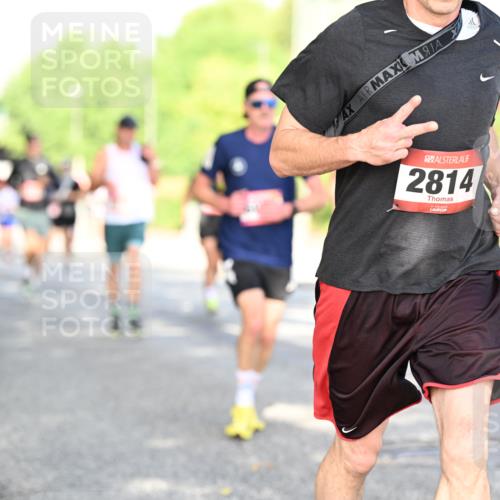 06.09.2026 - CURREX Alsterlauf Dr. Thomas Lammeyer http://msf.ph/oto/10127368 06.09.2026 09:46:59 Laufen 2814 meine-sportfotos.de