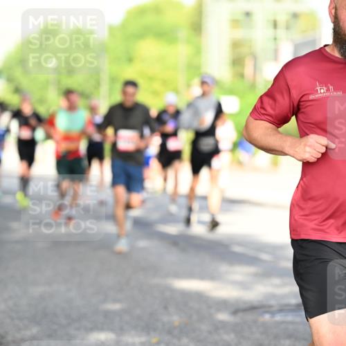 06.09.2026 - CURREX Alsterlauf Dr. Thomas Lammeyer http://msf.ph/oto/10127424 06.09.2026 09:47:04 Laufen  meine-sportfotos.de