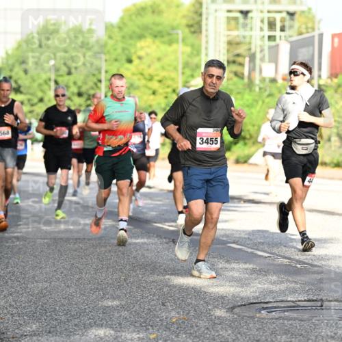 06.09.2026 - CURREX Alsterlauf Dr. Thomas Lammeyer http://msf.ph/oto/10127435 06.09.2026 09:47:06 Laufen 8428, 4568, 3455, 3455, 44 meine-sportfotos.de