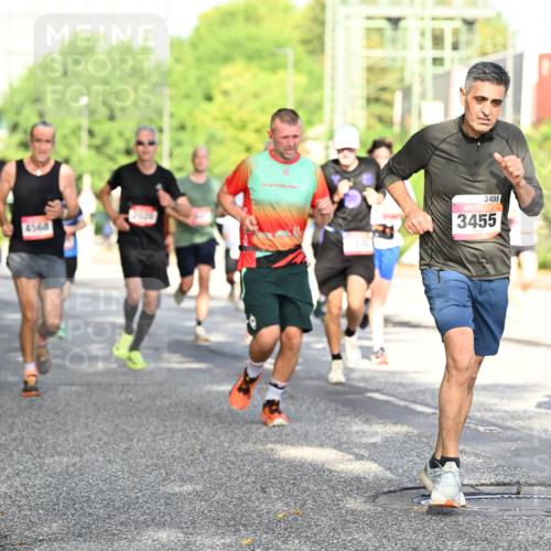 06.09.2026 - CURREX Alsterlauf Dr. Thomas Lammeyer http://msf.ph/oto/10127443 06.09.2026 09:47:06 Laufen 6439, 4568, 3455, 3455 meine-sportfotos.de